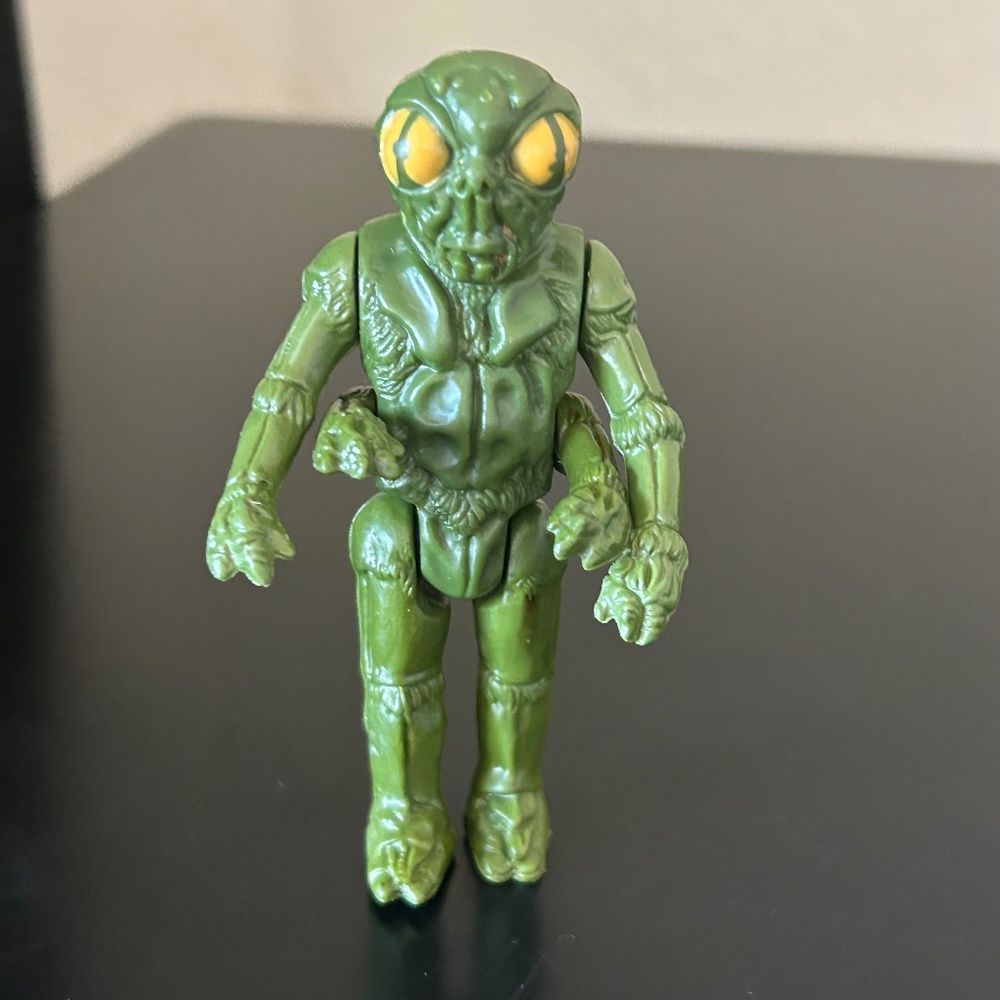Ovion Space Alien Battlestar Galactica Universal Studio- 1978- Vintage